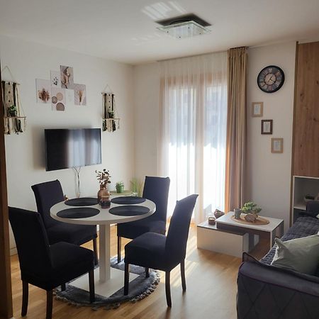 Apartman Predah ซลาตีบอร์ ภายนอก รูปภาพ